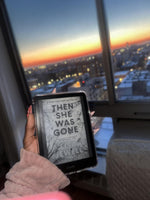 Kindle Paperwhite Signature 32GB – Auto-Light, Wireless Charging & 3 Months Free Kindle Unlimited